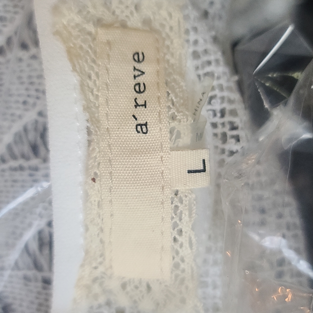 a'reve BEAUTIFUL NEW knit white & black detailed sheer tunic L - Picture 2 of 10